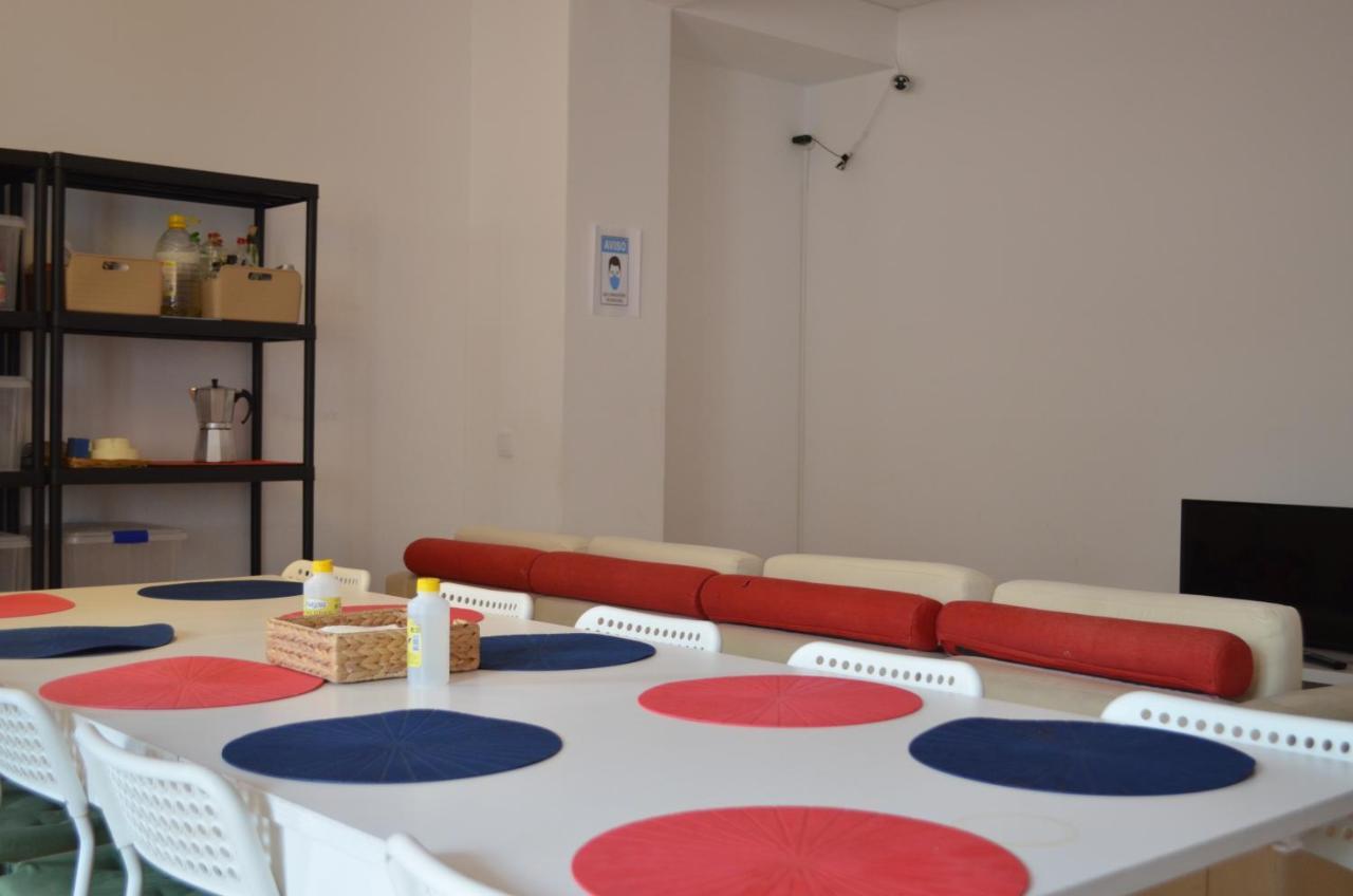 Pilar Hostel Порто Екстериор снимка