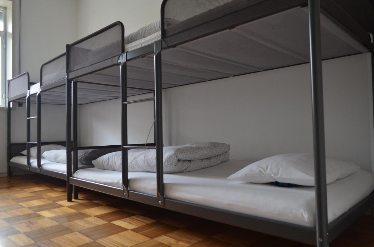 Pilar Hostel Порто Екстериор снимка