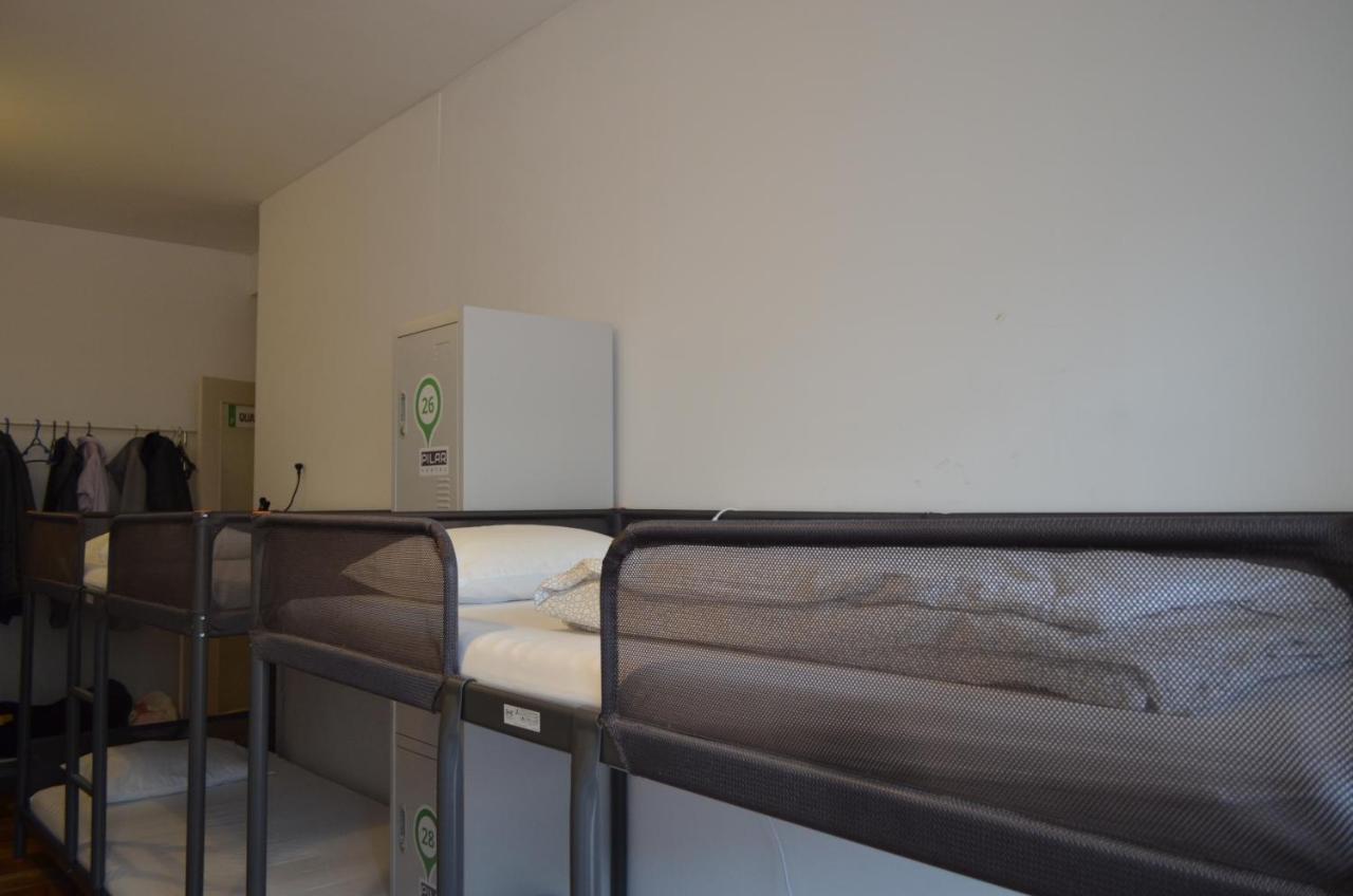 Pilar Hostel Порто Екстериор снимка