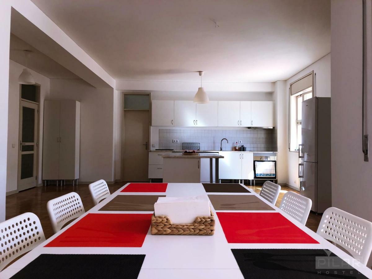 Pilar Hostel Порто Екстериор снимка