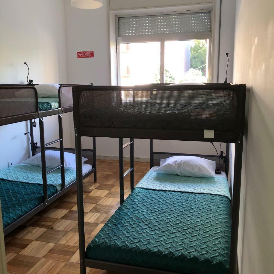 Pilar Hostel Порто Екстериор снимка